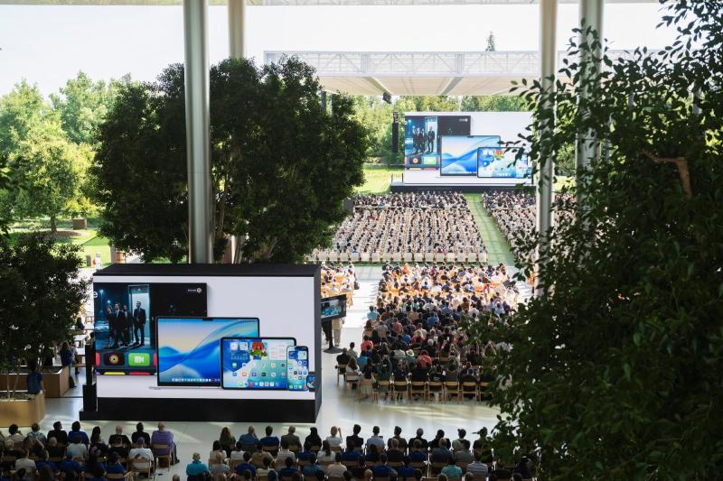 su kien WWDC 2025,  Liquid Glass iOS 26,  Apple Intelligence,  tri tue nhan tao anh 1