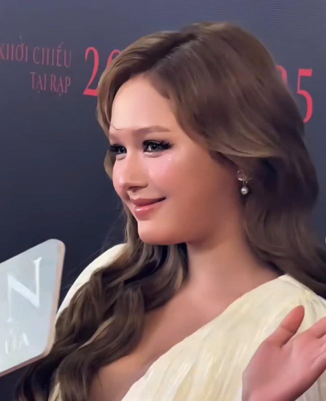 Xoai Non,  Xoai Non tang can,  Xoai Non bikini anh 1