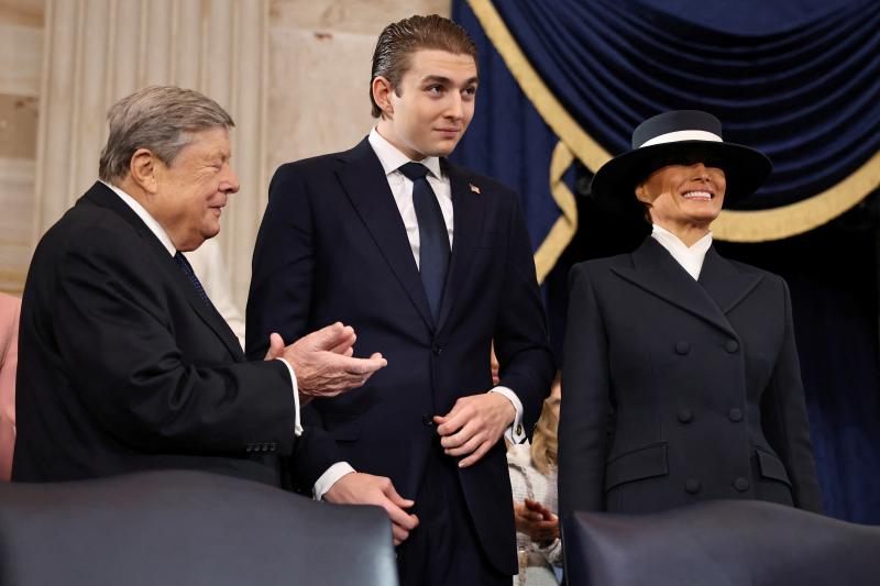 Barron Trump,  hoang tu Nha Trang,  ban gai Barron Trump,  Harvard,  NYU,  truong Barron Trump anh 4