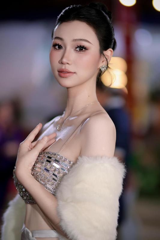Hoa hau Viet Nam anh 2