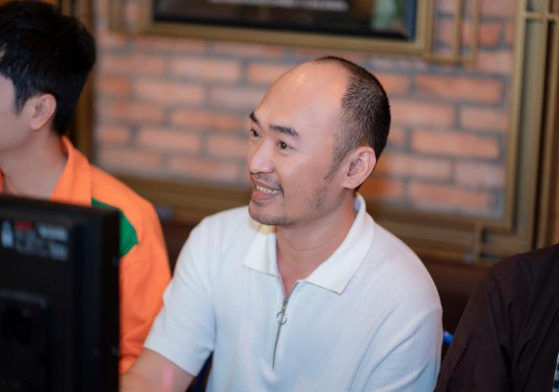 Tien Luat anh 1