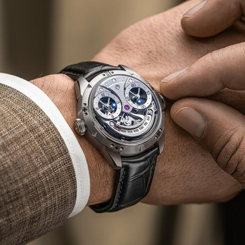 On Wrist,  dong ho On Wrist,  dong ho tuan,  MB&F,  dong ho xa xi,  dong ho cao cap anh 10