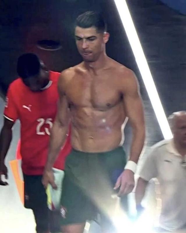 co bap ronaldo anh 1