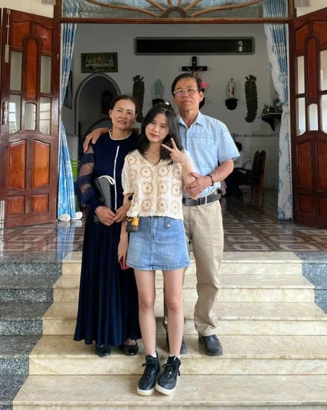 con gai ve tham nha anh 1