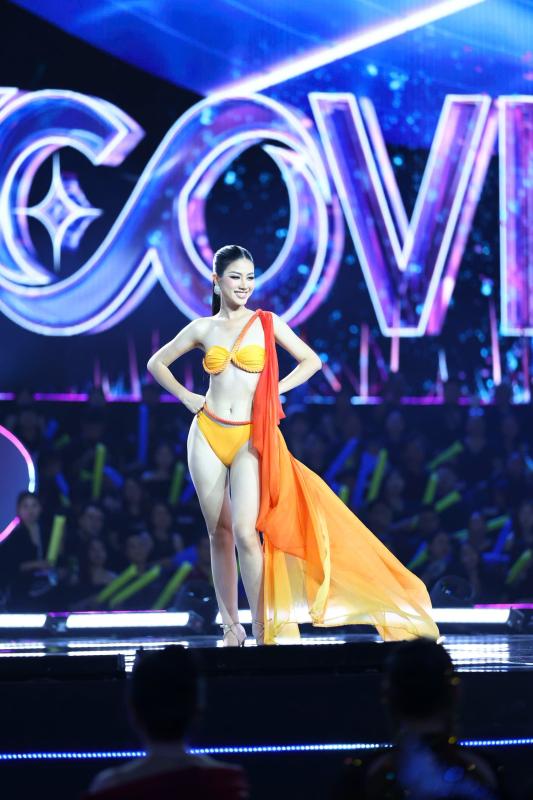 Hoa hau Hoan vu,  Miss Cosmo Vietnam,  Miss Cosmo anh 8