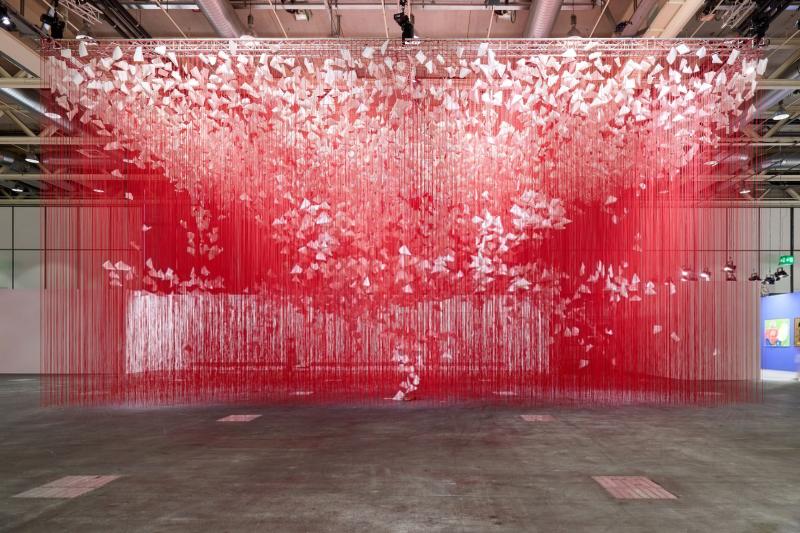 tac pham art basel anh 2