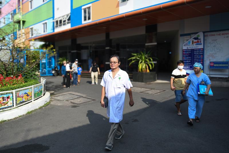 bac si Truong Huu Khanh anh 4