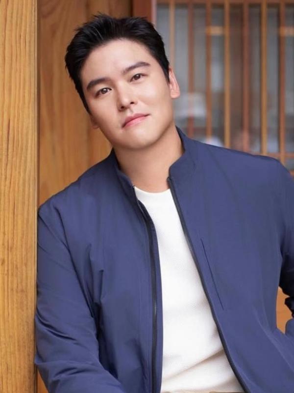 Lee Jang Woo,  Jo Hye Won,  ket hon anh 1