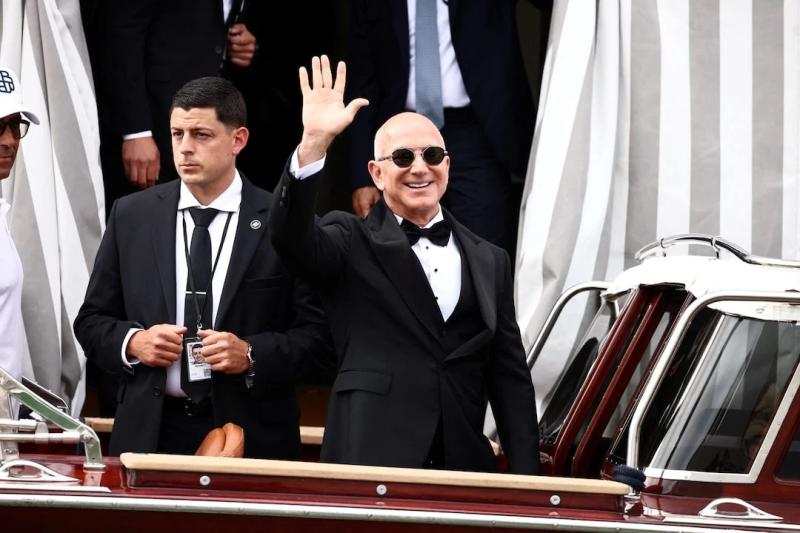 jeff bezos anh 6