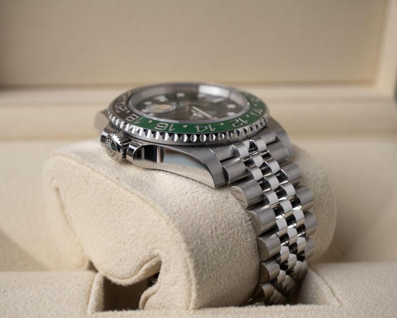 rolex,  dong ho rolex,  Prabowo Subianto,  Tong thong Prabowo Subianto,  doi tuyen Trung Quoc,  doi tuyen Indonesia anh 6