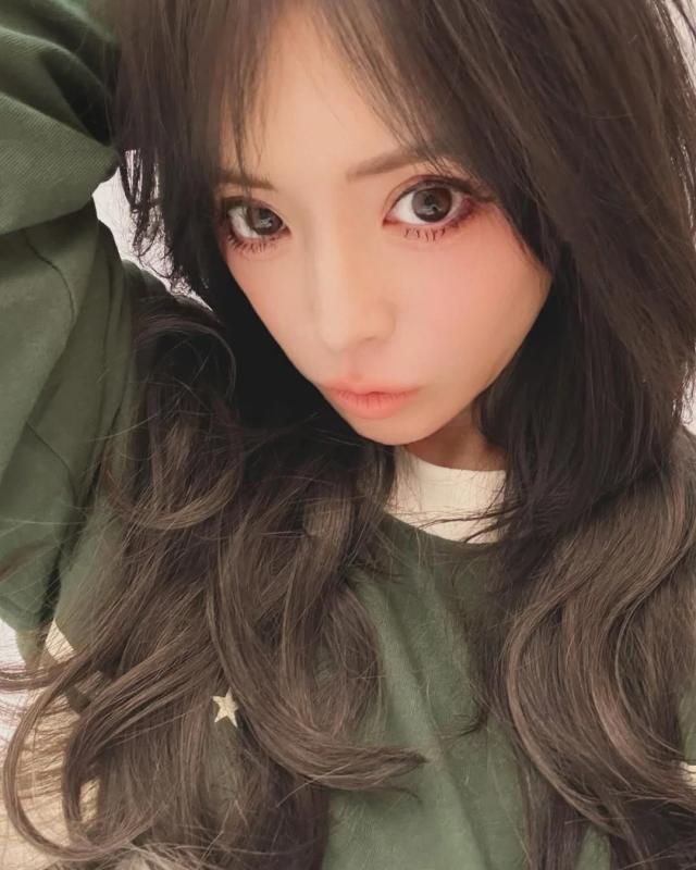 Hamasaki,  Elon Musk,  ca si nhat ban anh 3