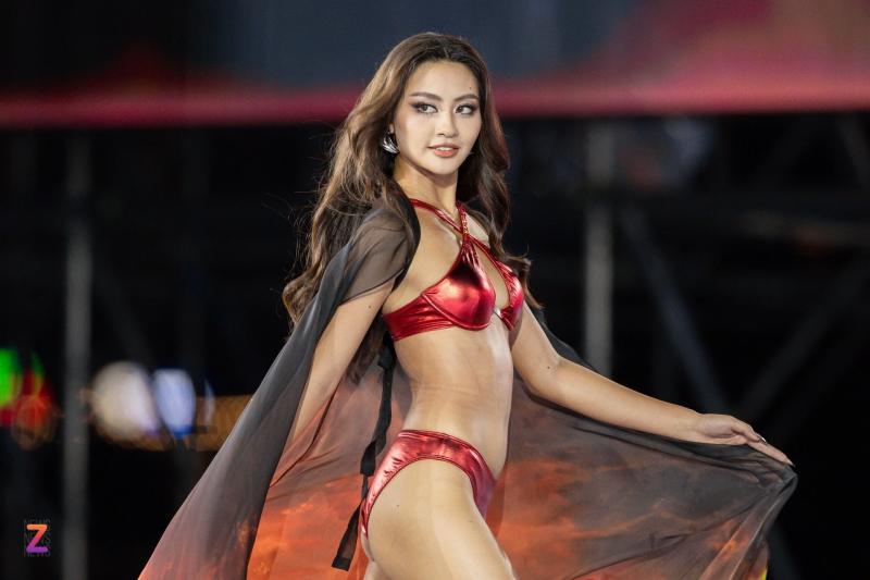bui xuan hanh,  hoa hau hoan vu,  miss cosmo anh 8