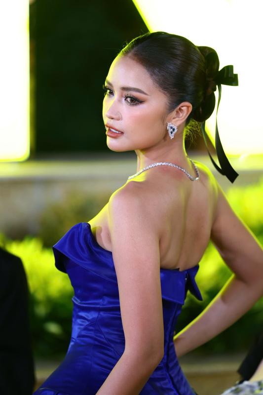 hoa hau hoan vu,  miss cosmo,  di cano,  khan gia,  nha trang anh 2