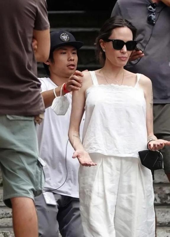Pax Thien,  Angelina Jolie,  Brad Pitt anh 3