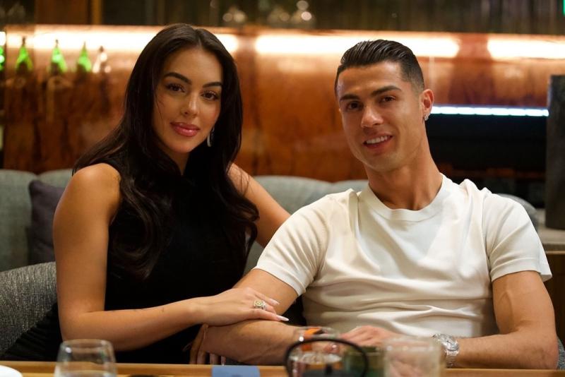 Ronaldo,  CR7,  ban gai Ronaldo,  Georgina Rodriguez,  Hermes,  Hermes Birkin,  YouTuber anh 8