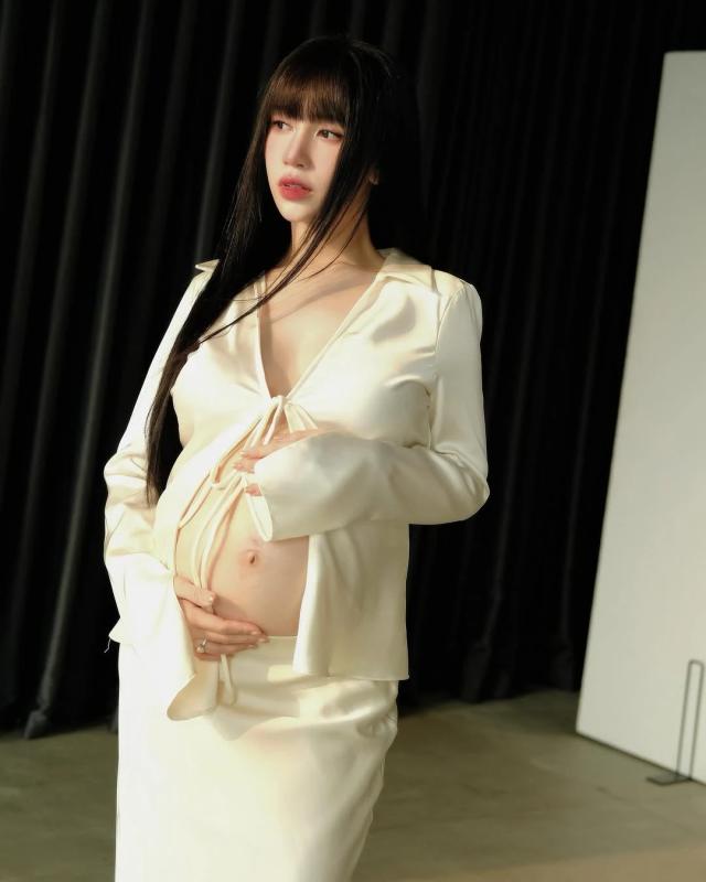 Joyce Pham,  Minh Nhua,  dai gia Minh Nhua,  con gai Minh Nhua anh 14