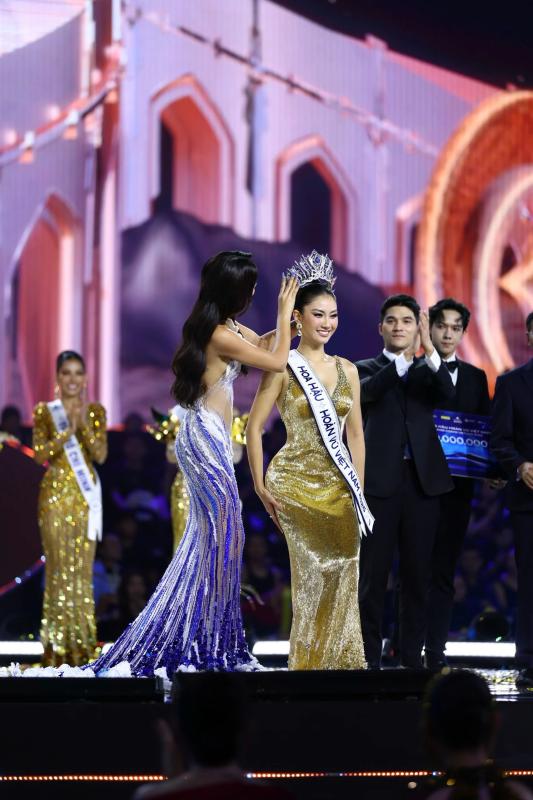 Nguyen Hoang Phuong Linh,  chung ket Miss Cosmo,  Do Cam Ly,  hoa hau hoan vu anh 3