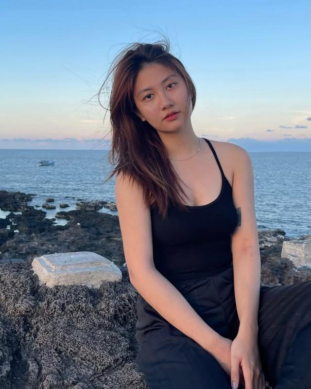 Hoa hau Hoan vu,  Miss Cosmo,  Hoa hau anh 8