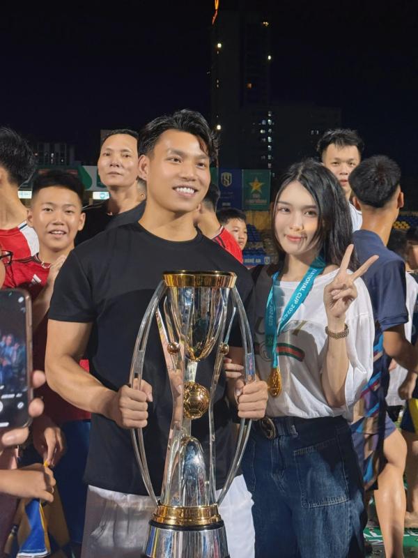 CAHN vo dich anh 1
