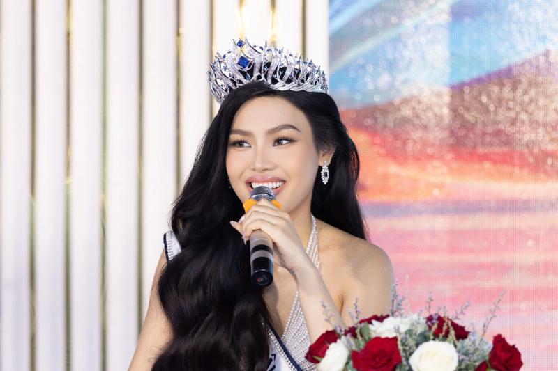 hoa hau hoan vu,  miss cosmo,  phuong linh,  do cam ly anh 3