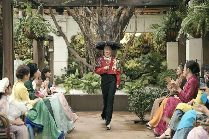 Huong Ly anh 9