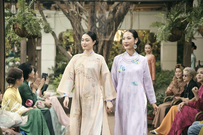 Huong Ly anh 6