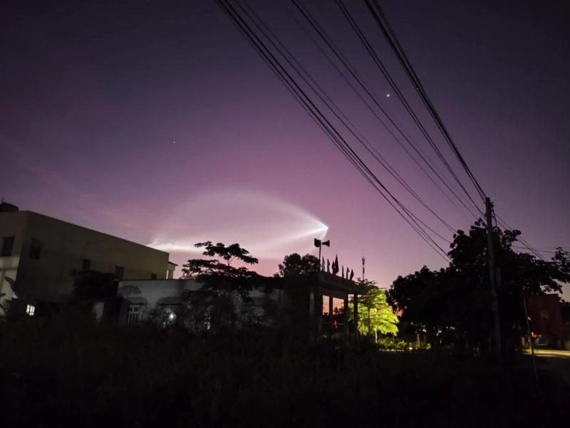 rocket plume anh 1