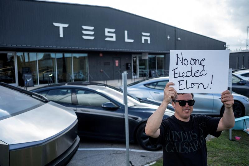 Tesla anh 1