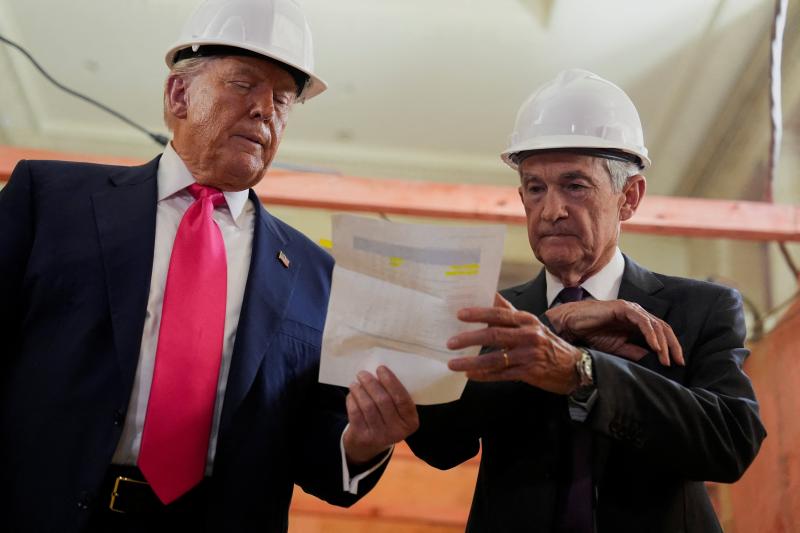 mau thuan trump voi powell anh 2
