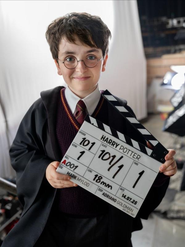 Harry Potter,  Daniel Radcliffe,  Ron Weasley,  Hermione Granger anh 1