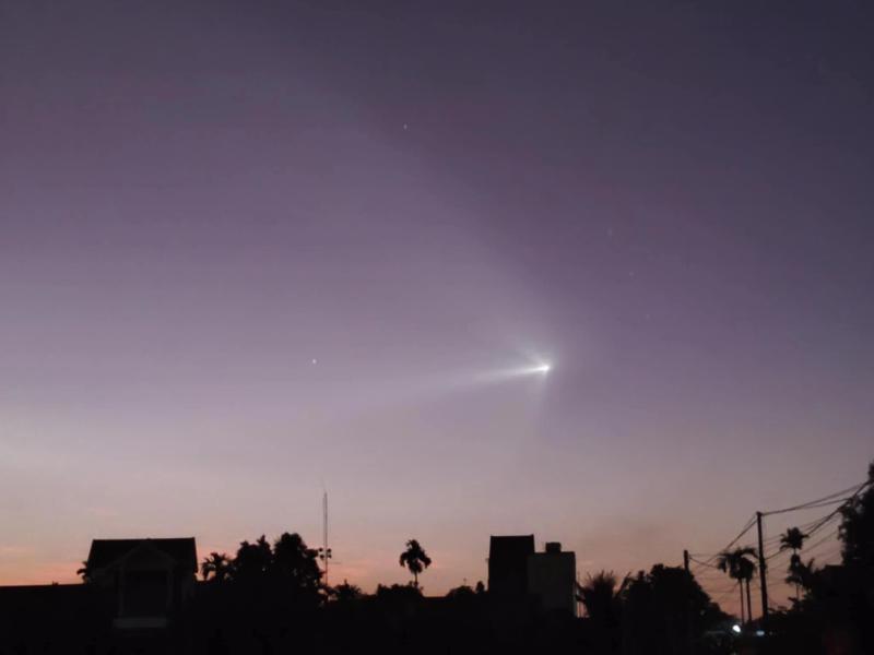 rocket plume anh 2