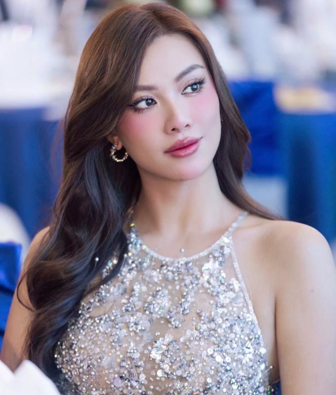 a hau kim duyen anh 1