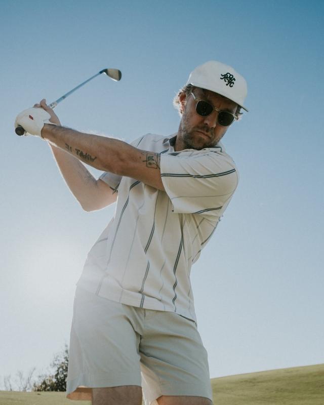 Ao polo pho Wall,  Golf thoi trang nam,  Logo san golf,  Phong cach pho Wall,  Ao golf hang hieu,  Mua ao polo golf anh 2
