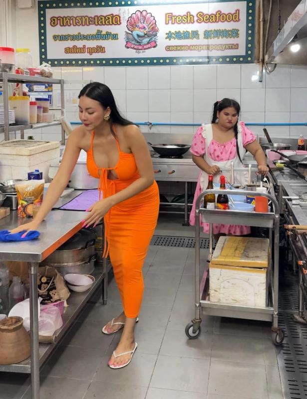 trang phuc ho hang anh 1