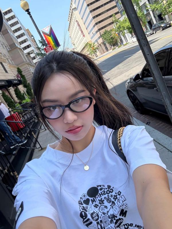 Hoa hau Thanh Thuy anh 2
