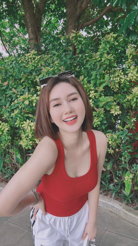 Huong Giang ket hon anh 1