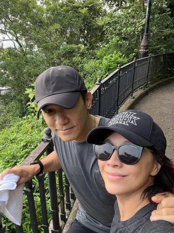 Luong Trieu Vy anh 1