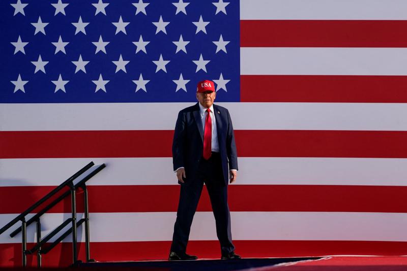 du luat cua trump anh 1