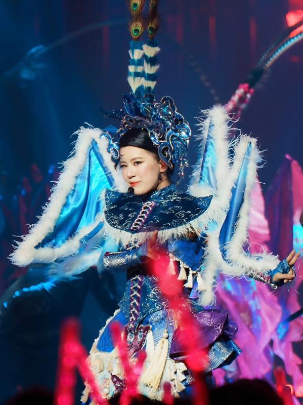 Phao,  em xinh say hi anh 6