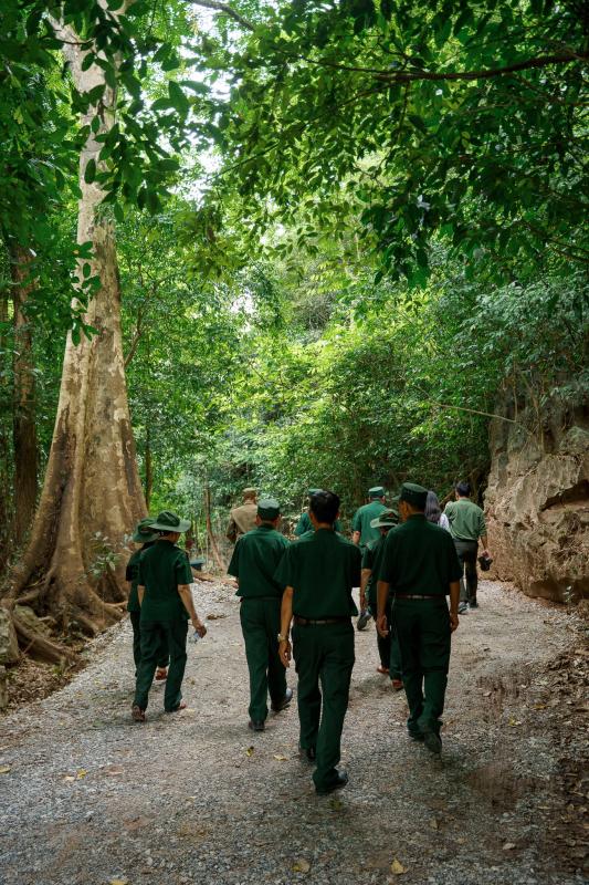 Hang Chi Huy anh 36