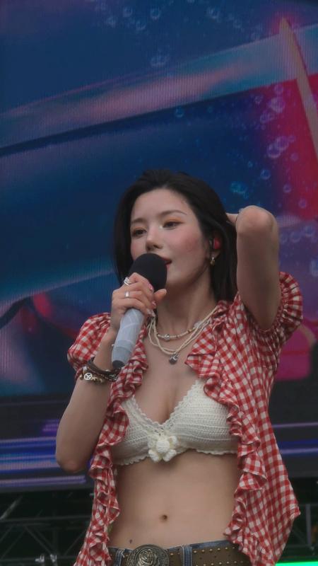 Le hoi nuoc anh 5