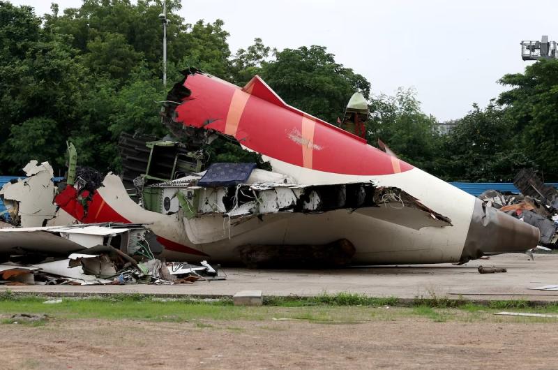 roi may bay air india anh 2