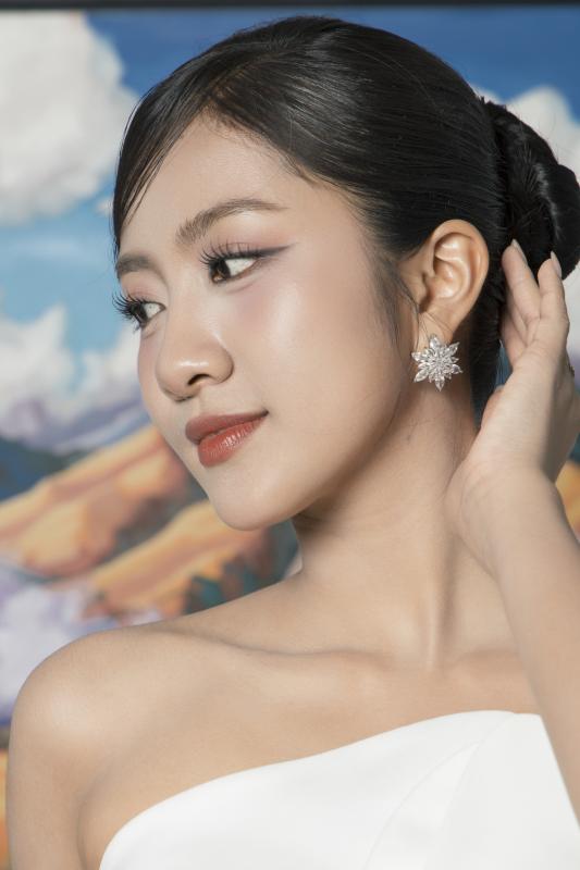 truc linh,  hoa hau truc linh,  a hau van nhi anh 11