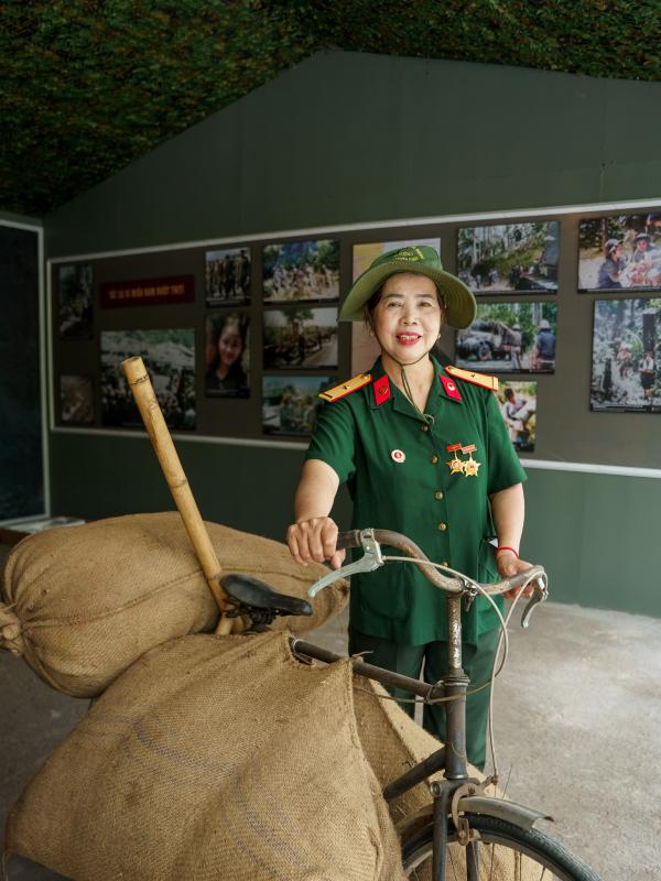 Hang Chỉ Huy ảnh 35 Hang Chi Huy anh 35