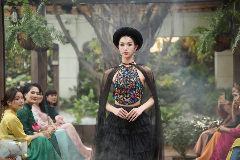 Huong Ly anh 2