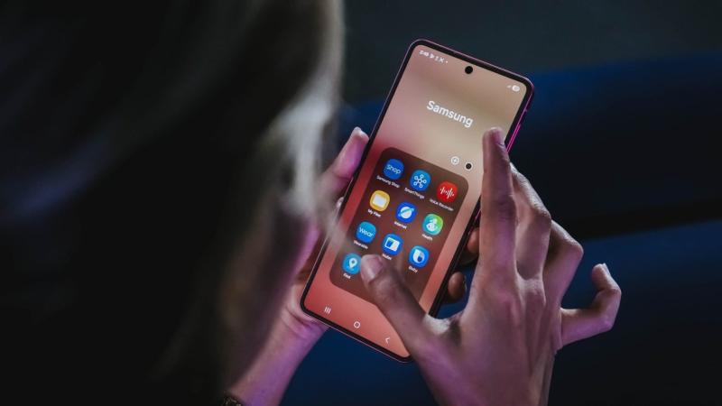 San pham moi Samsung anh 2