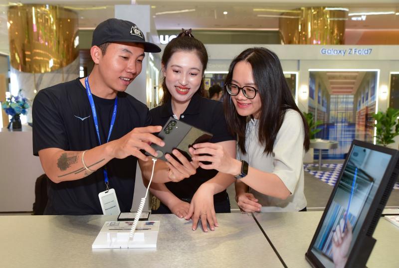 Samsung anh 12