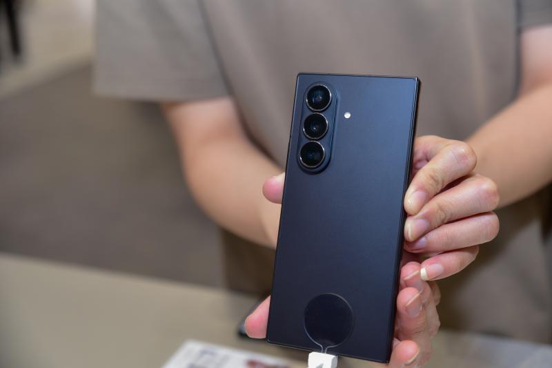 Samsung anh 8