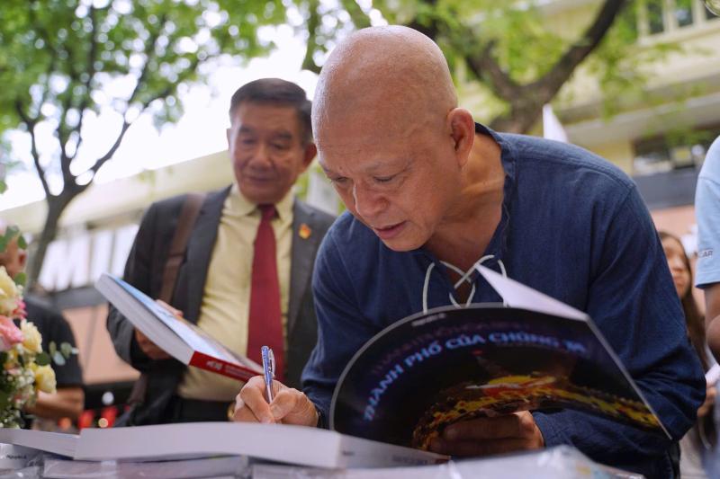 bien nien su’ TP.HCM anh 1