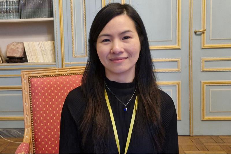 van chuong Viet,  Dan Mach,  Nguyen Thi Thu Hien,  tien si Viet anh 1